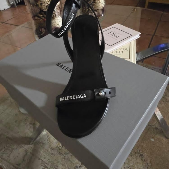 Balenciaga Black Strap Sandals - Picture 1 of 2